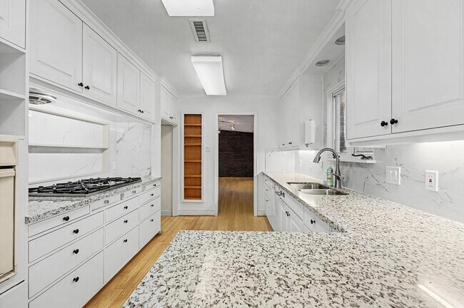 Building Photo - 9107 Timberside Dr