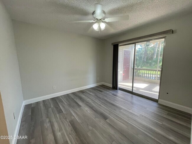 Building Photo - 1600 Big Tree Rd