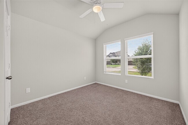 Building Photo - 2122 Artic Loon Dr