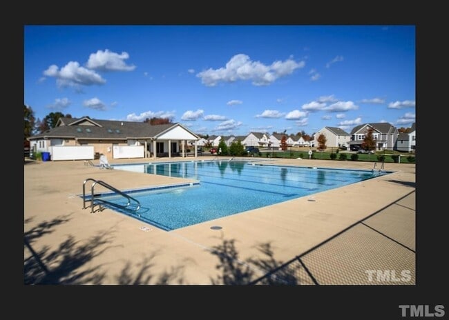 Building Photo - 306 Shiloh Wy