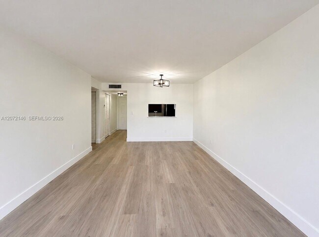 Building Photo - 10985 SW 107th St
