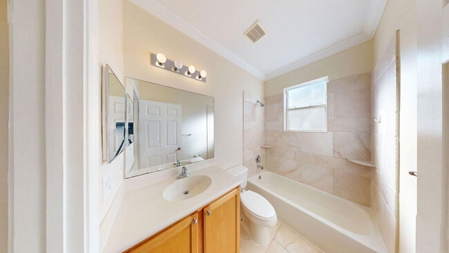 Building Photo - 1007 Grove Park Cir