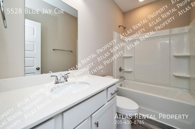 Building Photo - 5528 Blue Jay Cir