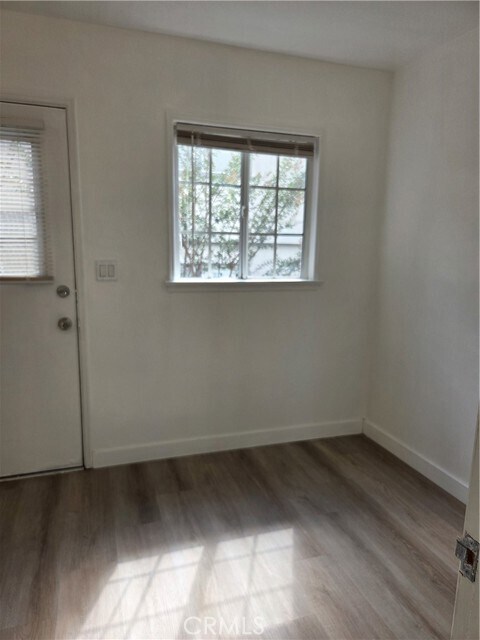 Building Photo - 364 S Sierra Madre Blvd