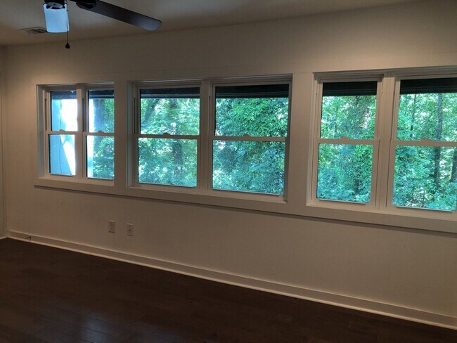 Building Photo - 155 Woodstone Drive - Pre-Leasing August 2024