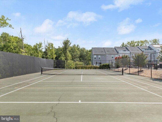 Building Photo - 7761 Crystal Brook Way