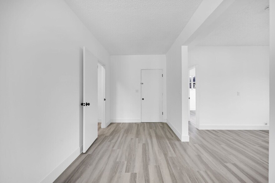 Building Photo - 1393 NW 102nd St