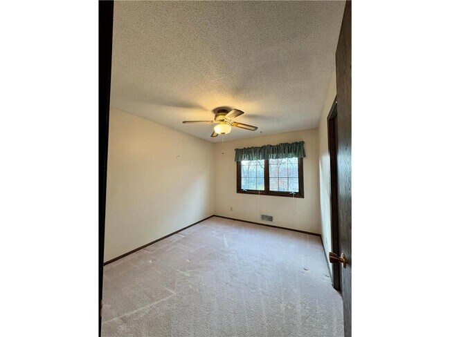 Building Photo - 3601 125th Ave NE