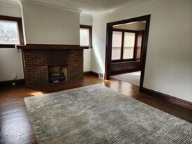 Building Photo - 1380 Webb Rd