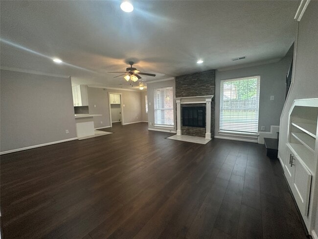 Building Photo - 11610 Cypresswood Dr
