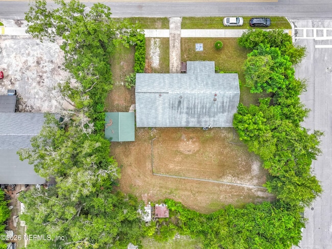 Building Photo - 101 S Oakridge Ave