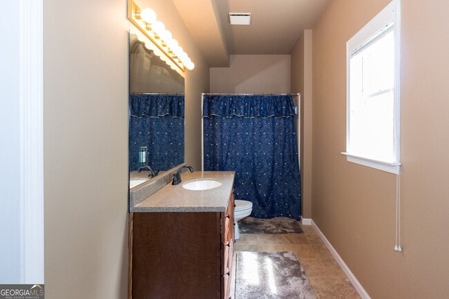 Building Photo - 5166 Wheeler Dr