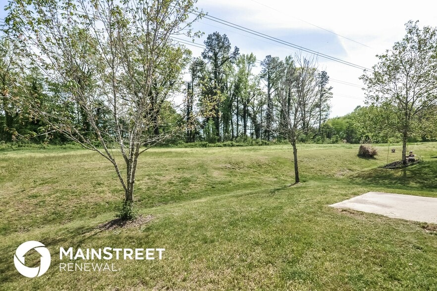 Building Photo - 4605 Smarty Jones Dr