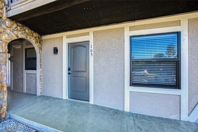 Building Photo - 10022 Oxfordshire Ln SW