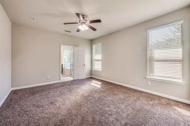 Building Photo - 713 Redding Dr