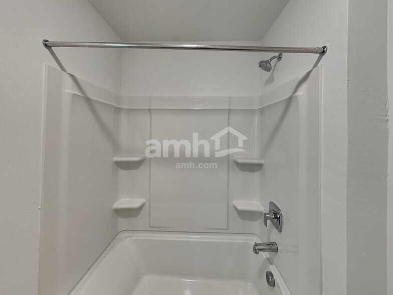 Building Photo - 12634 W Flynn Ln