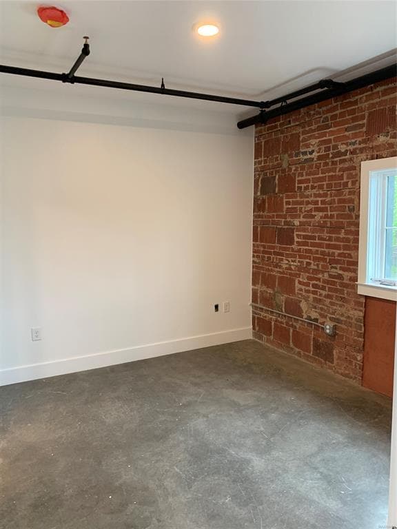 Building Photo - 101 N Bridge St