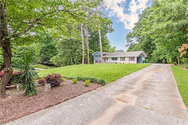 Building Photo - 1574 Old Spring House Ln