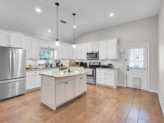 Building Photo - 10149 Lone Eagle Dr