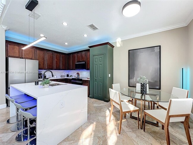 Building Photo - 13430 Meadow Bay Loop