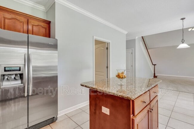 Building Photo - 40 Downie Ct