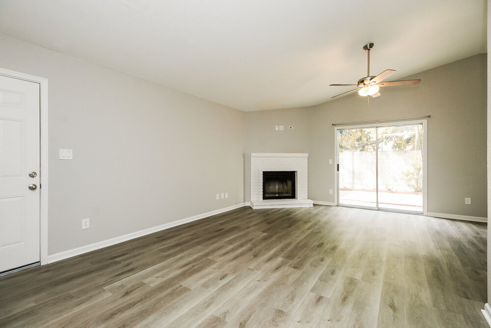 Building Photo - 1616 N Alta Mesa Dr
