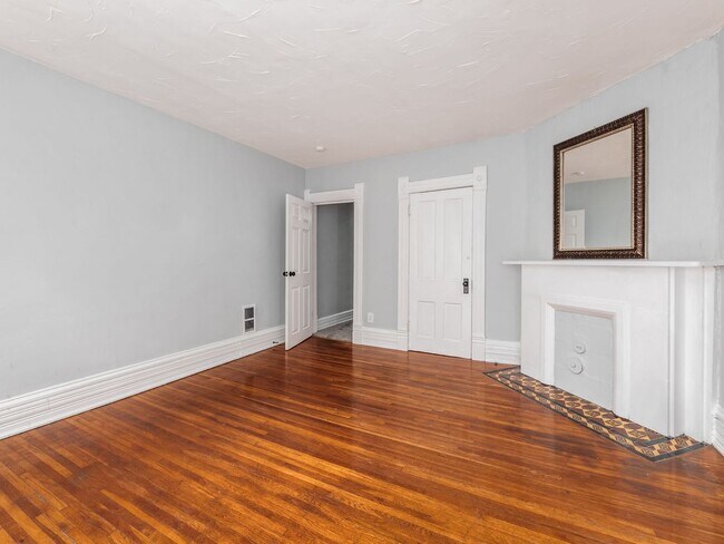 Building Photo - 325-327 West 1st Avenue