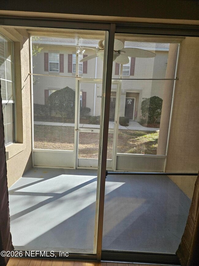 Building Photo - 3888 Summer Grove Way N