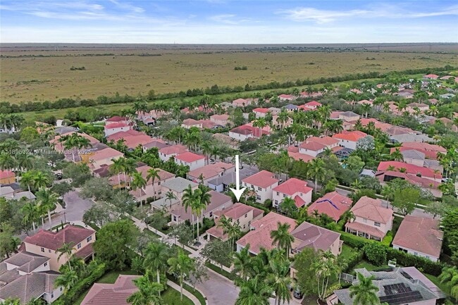 Building Photo - 1725 Winterberry Ln