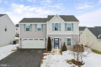 Building Photo - 125 Ceritos Trl