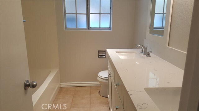 Building Photo - 64 Woodleaf