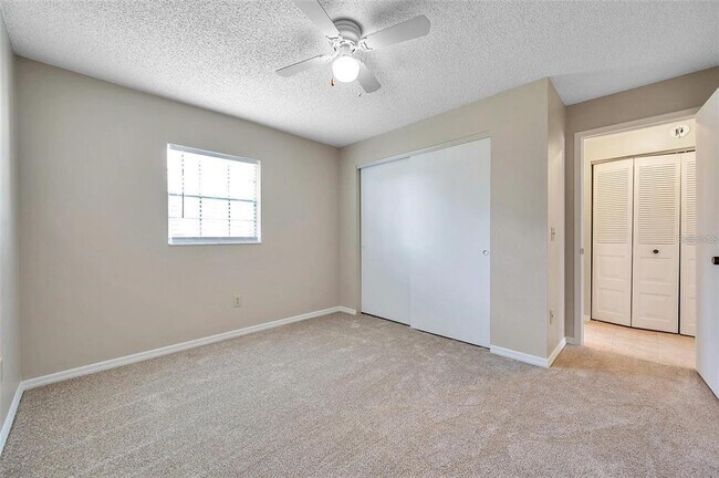 Building Photo - 6632 Hickorywood Ln