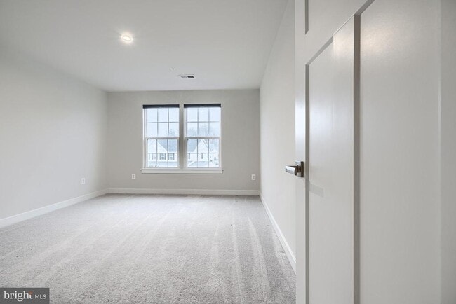 Building Photo - 13605 Otono Dr