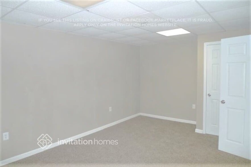 Building Photo - 1693 Independence Dr