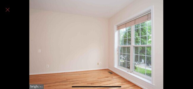 Building Photo - 5448 Summer Leaf Ln