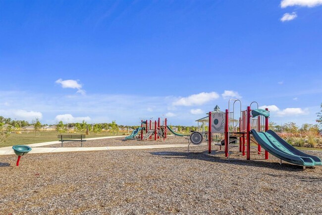 Building Photo - 16453 Blossom Grv Dr