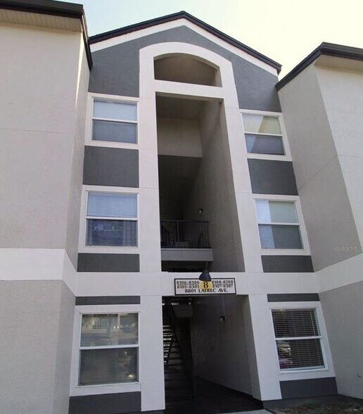 Building Photo - 8801 Latrec Ave