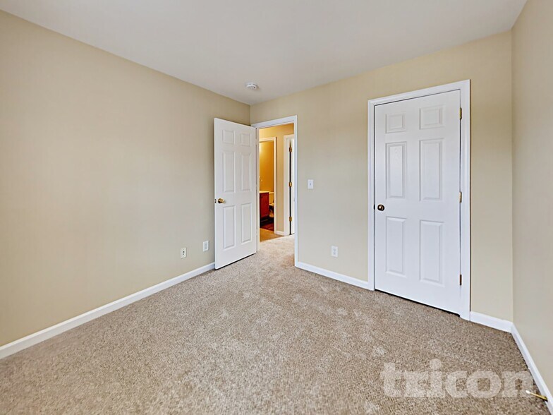 Building Photo - 8229 Braids Bend Ct