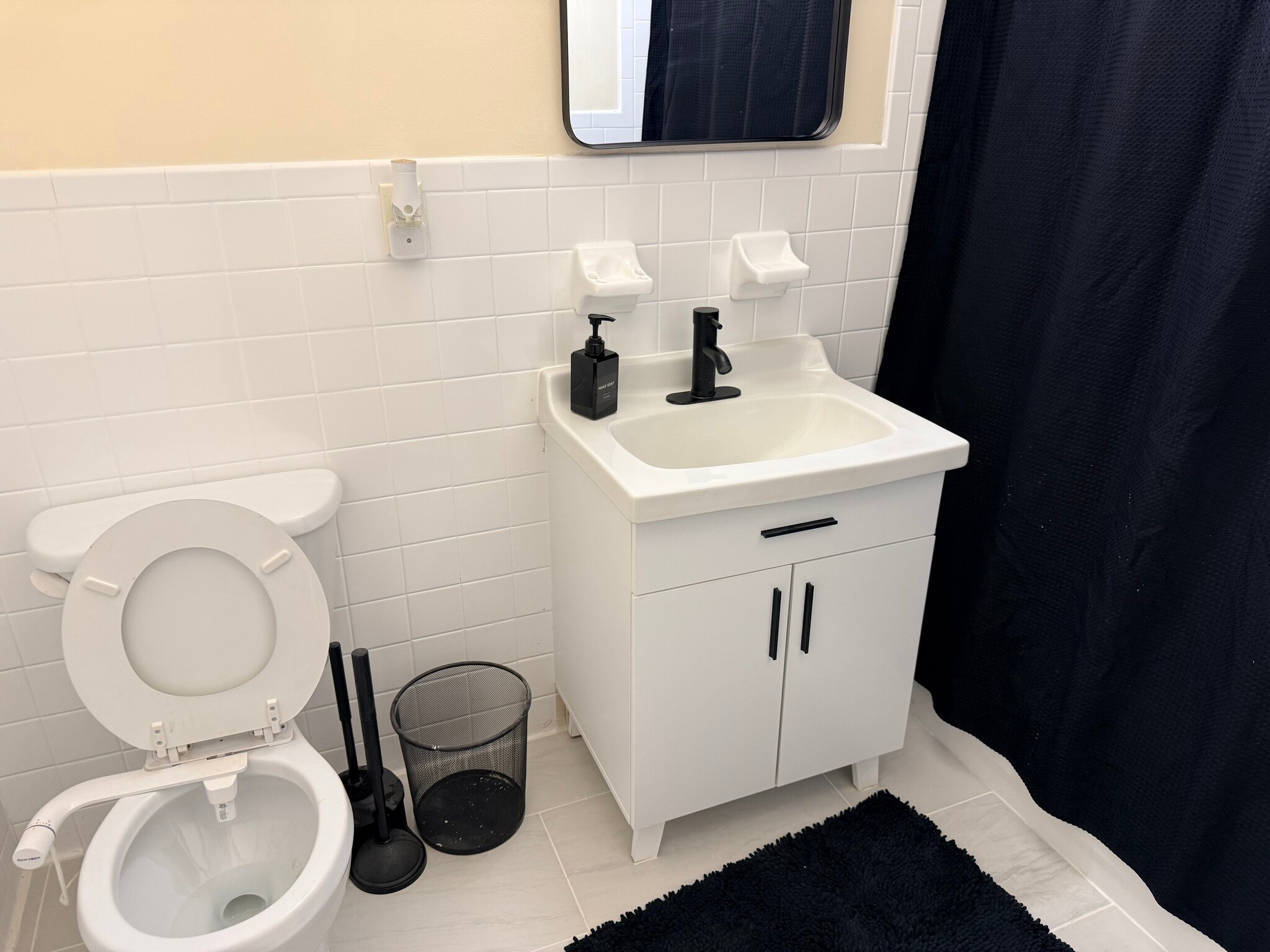 Building Photo - 295 Throop Ave