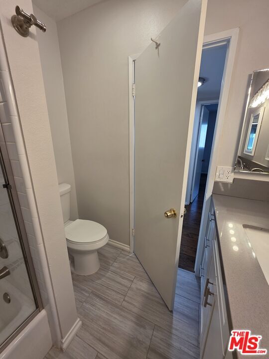 Building Photo - 4866 1/2 McConnell Ave