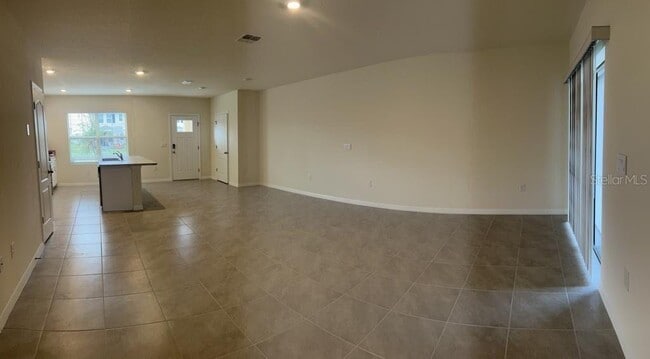 Building Photo - 1800 Red Canyon Dr