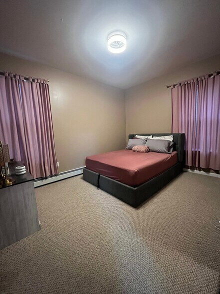 Building Photo - 237 3rd Ave