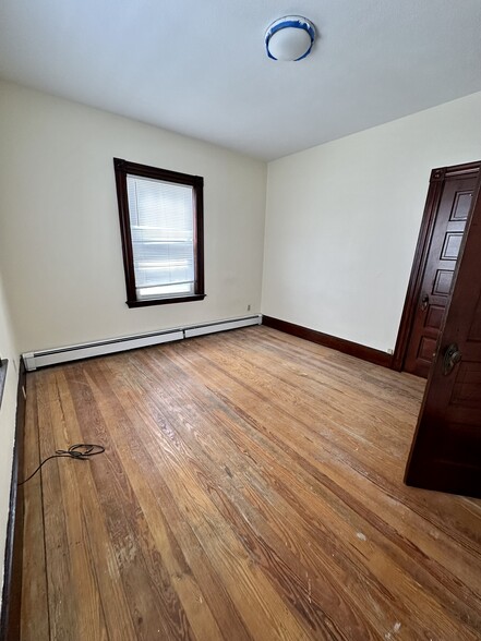 Bedroom 3 - 505 Main St