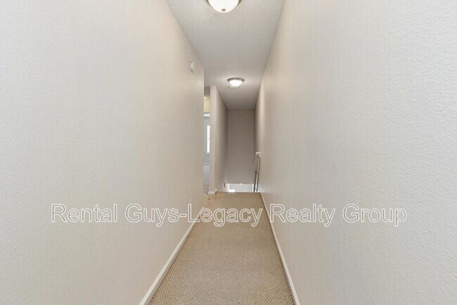 Building Photo - 300 Southern Branch Ln