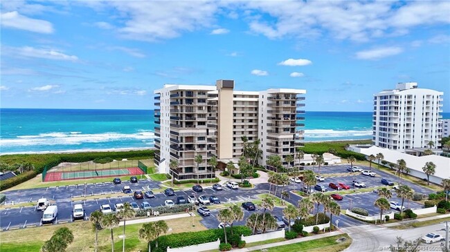 Building Photo - 10044 S Ocean Dr