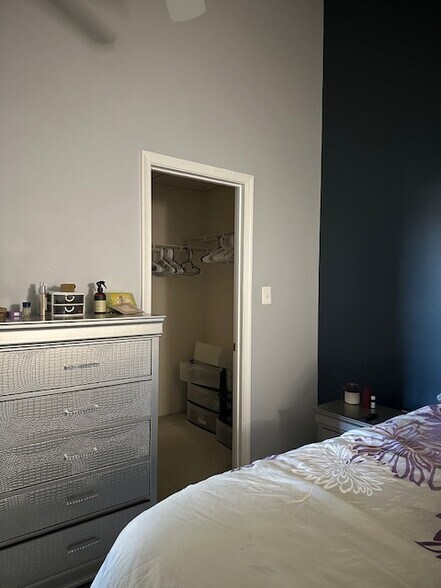 Building Photo - 15604 Everglade Ln