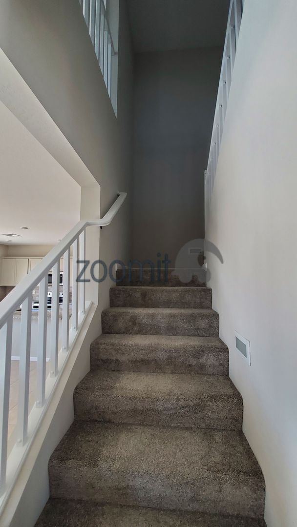 Building Photo - Casa Vista, Beautiful Home!