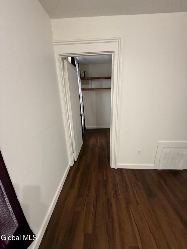 Building Photo - 8 Harrison Ave