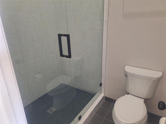 Building Photo - 219 Rodeo Dr