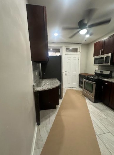 Building Photo - 7704 S Aberdeen St